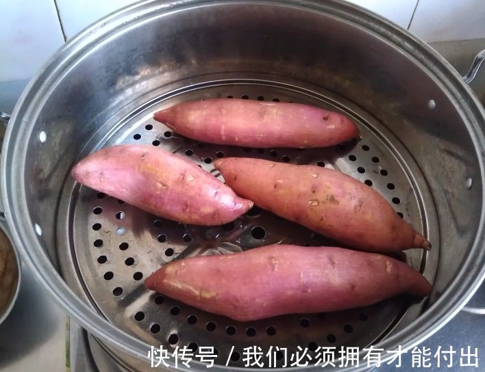 蒸红薯，直接上锅蒸是大错！做好4点，红薯香甜软糯，糖蜜往外流