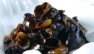 醋泡木耳|用醋泡一物,坚持睡前吃两口,体内毒素排得干干净净,肚子也平了