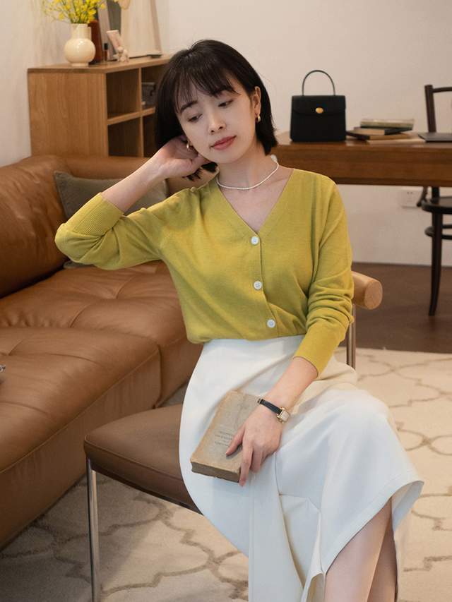 搭配|秋季来临,针织吊带裙搭配针织阔腿裤,碰撞出的