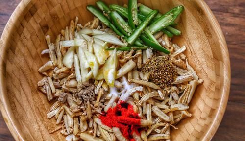 养阴、养血、养胃，喝对了粥，养生效果比参汤还要好，你会喝粥吗