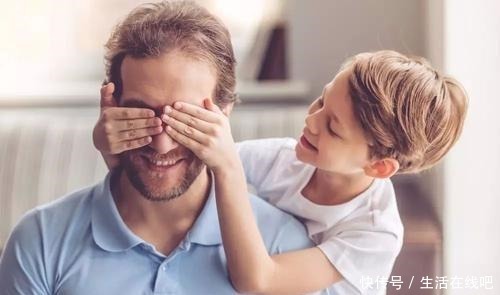 运动能力|这些爸爸因为带娃而蹿红,爸爸带娃不仅有创意,还有很多好处!