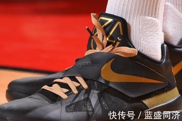 zk5|给球鞋换底,能让球鞋“完美复活”吗!