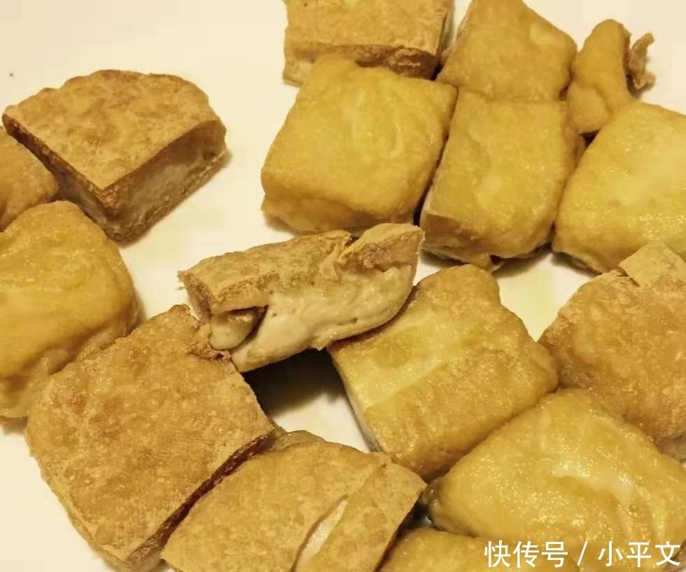豆腐不要红烧了,教你做外脆里嫩的炸豆腐,家人吃到赞不绝口