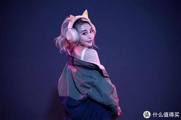 rgb|对于热爱电竞游戏的她,这个情人节你要送什么?