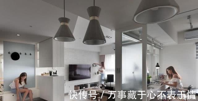 沙发墙|她家一进门设隔断,沙发墙半透明,全屋空旷让人极度舒适
