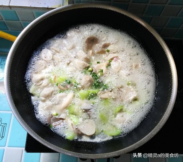 姬菇|不容错过的夏季第一瓜，搭配这两样煮汤，味美汤鲜，好喝不长肉