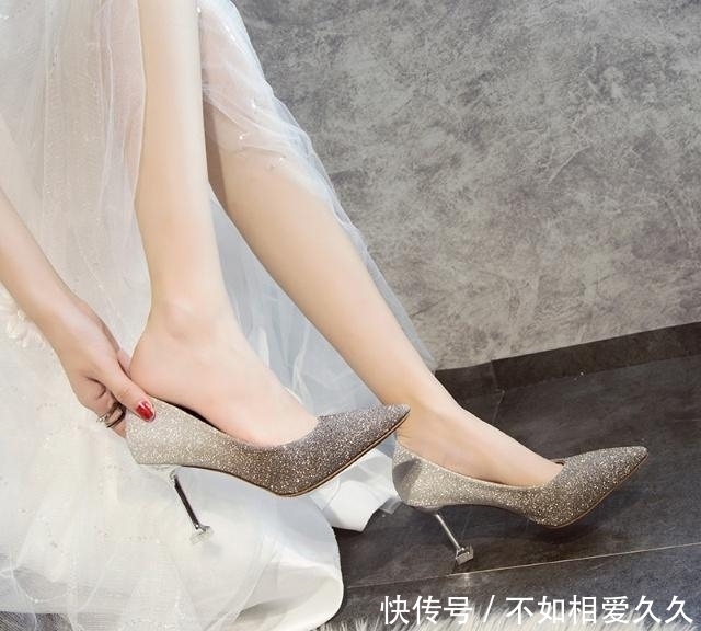 大气|奢华大气的细跟鞋,体现出你的优雅时尚范儿