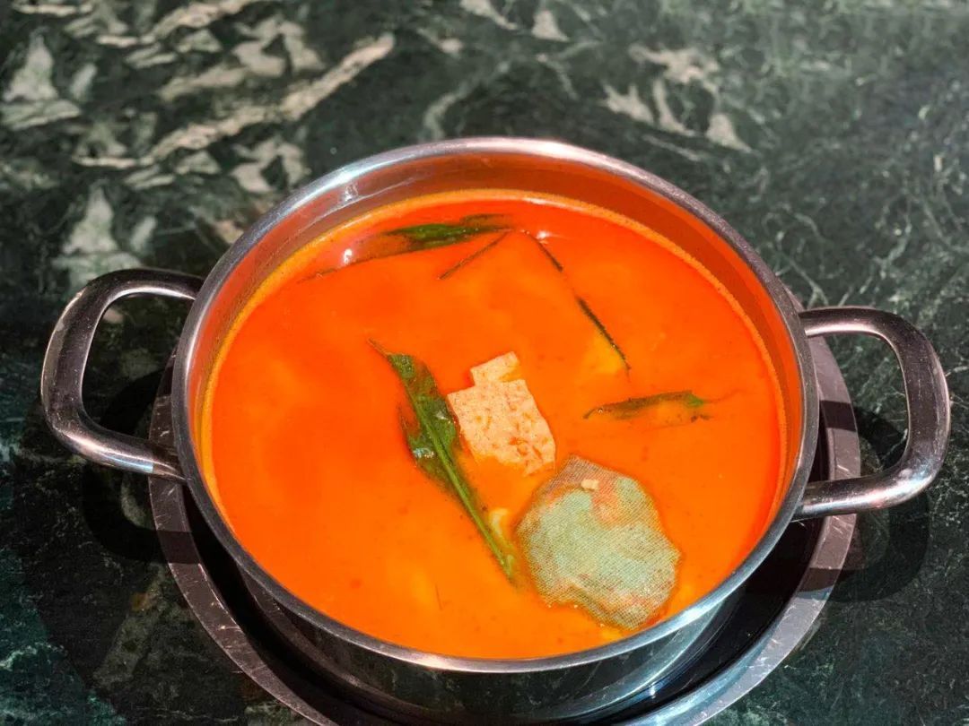 最佳|海鲜是泰式火锅的最佳伴侣,配上冬阴锅味道更鲜,默契度100%