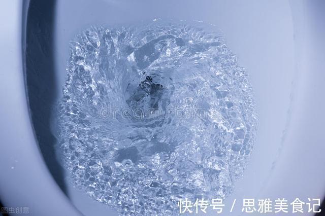 釉面|买马桶,别听商家说得“天花乱坠”,选购时,认准几个方面就够了