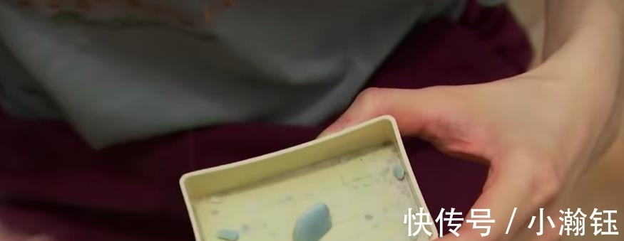 纽约|纽约高收入女子20年不买内衣,厕纸晒干重复用:我要省钱