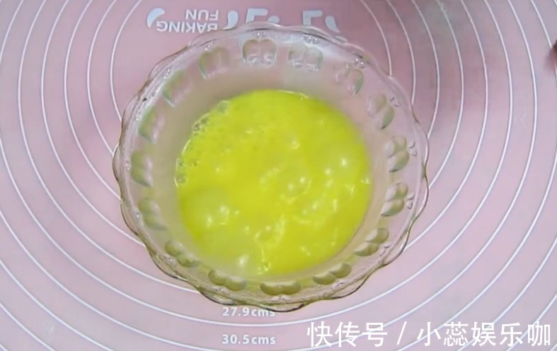 面团|教你正宗的面包做法,学会这个诀窍,面包才柔软蓬松,一次就成功