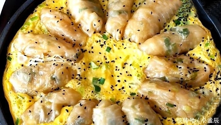 上桌|儿子三天两头点名要吃此早餐,烙一烙10分钟就上桌,解馋还顶饱