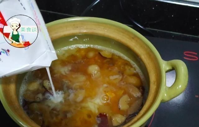 桃胶|夏天,这碱性水果要常吃,和红枣是绝配,每天吃点,脸红润有光泽