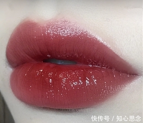 女生|为什么口红不能横着涂?很多女生都不知道,现在改还不晚