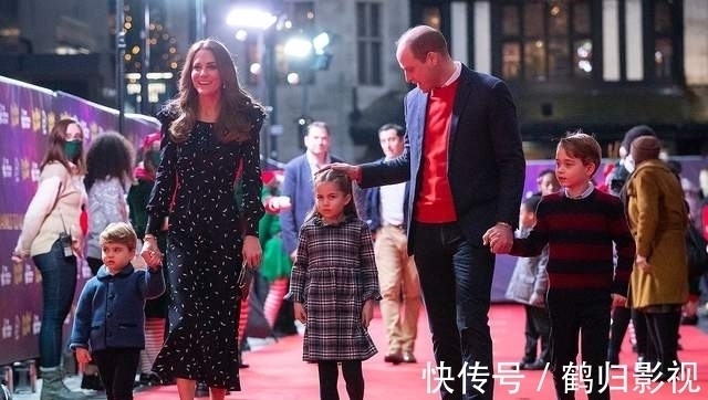 接地气|看夏洛特公主用餐,宝妈们羡慕凯特:萌娃吃饭不用愁,真省心