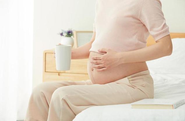 孕期喝牛奶有很多好处，几类孕妈却万万喝不得，伤胎又伤己