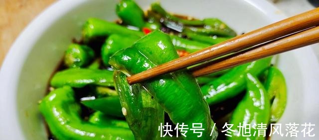 蒜片|辣椒腌起来贼好吃，30年的老方法，简单好吃，开胃下饭！