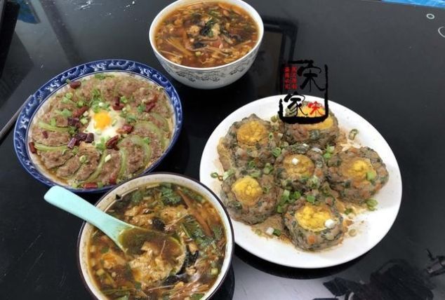 晚餐，老公下厨做了2菜1汤，这是我吃过最好吃的菜