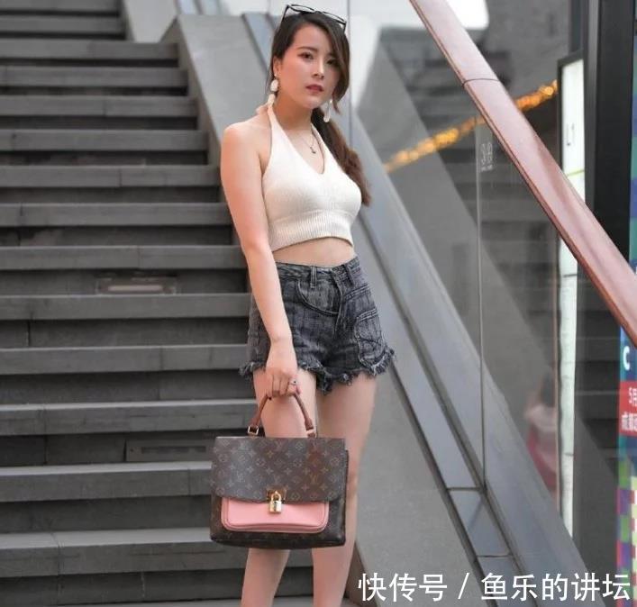 娃娃领 几条好的牛仔短裤搭配方案简单易用,效果真的很重要