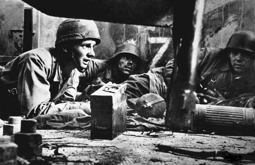 德军|1915年，德军用6000个“啤酒桶”，给英法联军上了节化学课