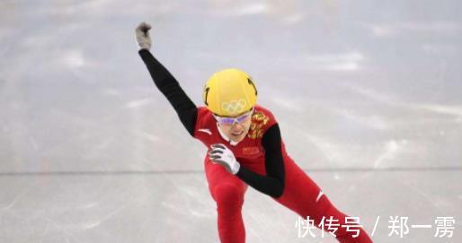 爱丽丝|冬奥会经典之战!李坚柔戏剧性夺冠,三大对手摔倒,大杨扬流泪