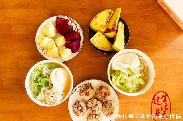 夫妻二人的早餐亲自下厨做,营养均衡,餐餐有滋味儿,温暖又享受