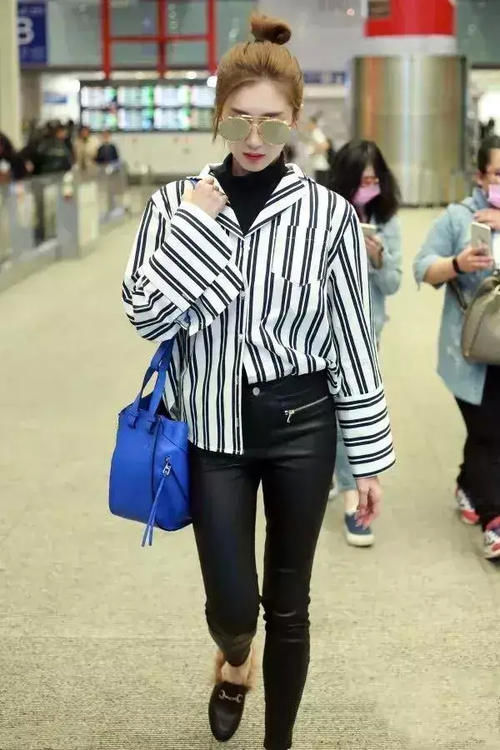 还在单穿毛衣？“衬衫＋毛衣”的叠搭才够吸睛！时髦显瘦还洋气