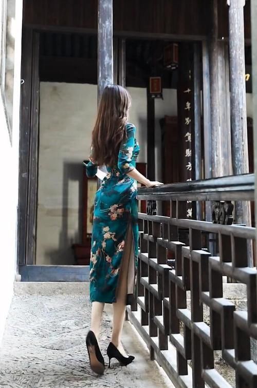 背影|背影看上去很美的旗袍,独一无二的熟女魅力