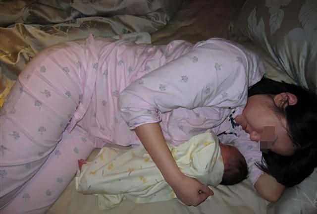 宝宝|宝宝前三个月就要抱睡,等到百天再想“补救”,就来不及了