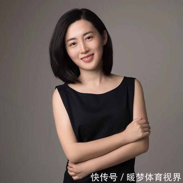 客厅|爆改60㎡旧房，住六人还很宽敞！配合可变家具，秒变大空间