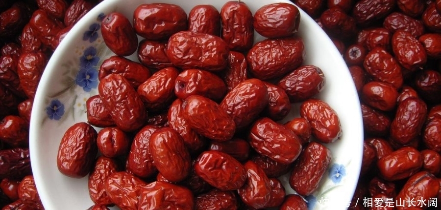 嘴巴|小儿推拿杨晓:宝宝嘴巴干燥起皮?如何通过小儿推拿和食疗调理?