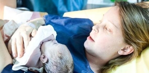 宝宝|剖腹产时,若你赶上这个时间点,或许对产妇和宝宝都好!