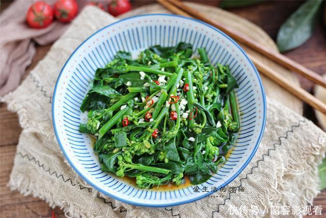 常熬夜就吃这菜,清心下火,通肠道,3元一大捆,难怪大婶抢着买