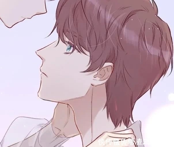 荞麦面包|超甜“双人”动漫情侣头像我将告别黄昏,挣脱藏身的黑暗,向你的光里坠落