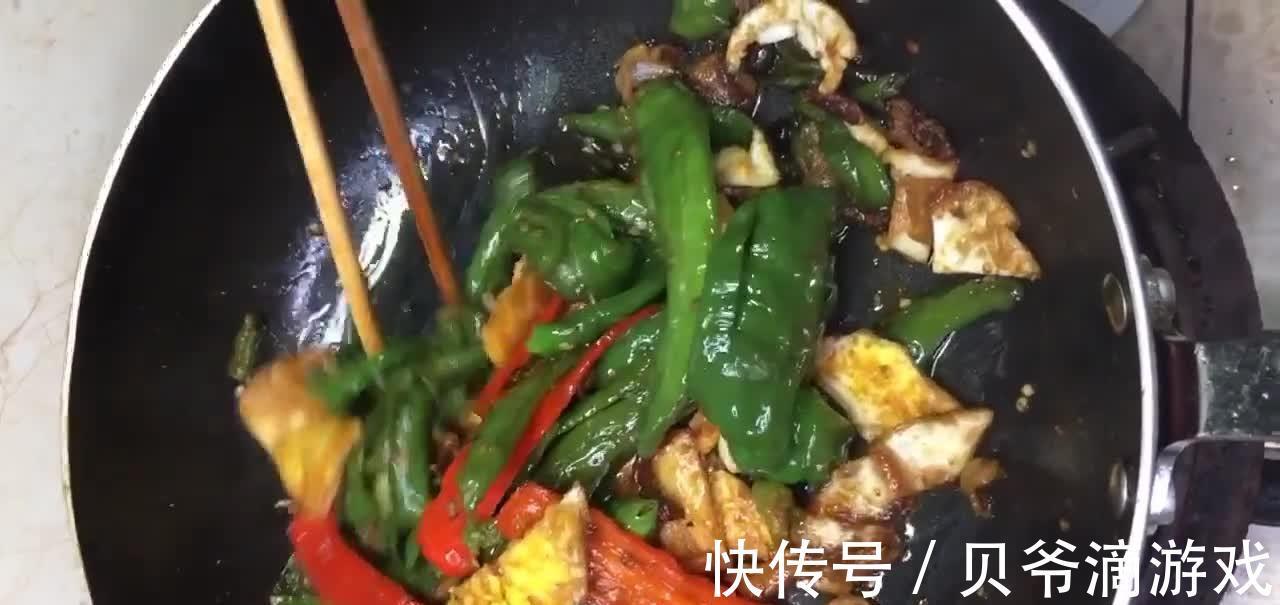 辣椒炒肉,干煸是“精髓”,风味独特,米饭的完美搭档