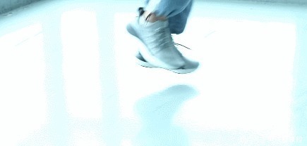 米4|小米再对鞋业造成冲击！年轻人第一双“椰子”，堪比装了弹射器