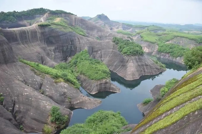 东川|11月去哪里赏秋？6个人少景美的旅行地，正是你要出发的方向