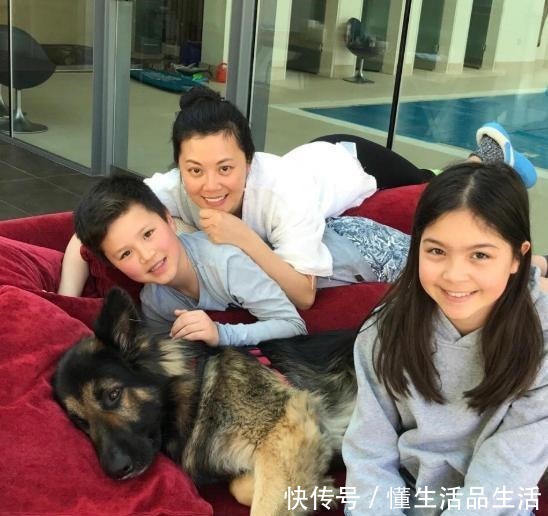 主持人|前央视著名才女姜丰,修改国籍为爱远嫁,如今离婚后过的怎样