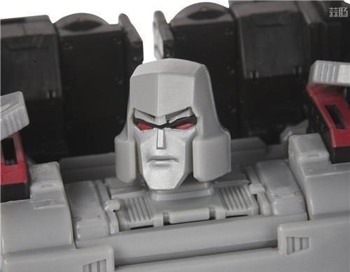 威震天|变形金刚Earthrise地出威震天新实物图公开 头雕很奇怪