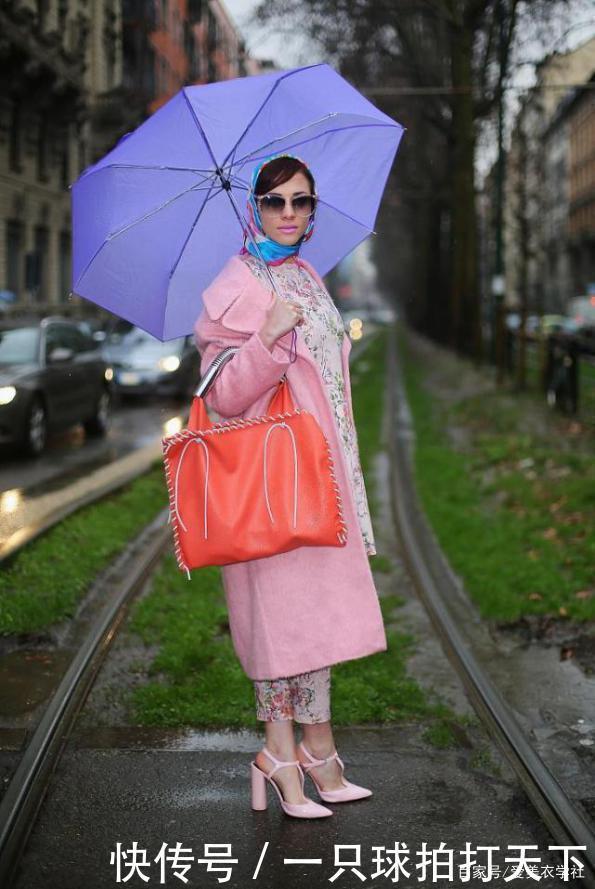 平庸|冬天不想穿得太沉闷,就要有温暖的颜色,要想不平庸全靠它