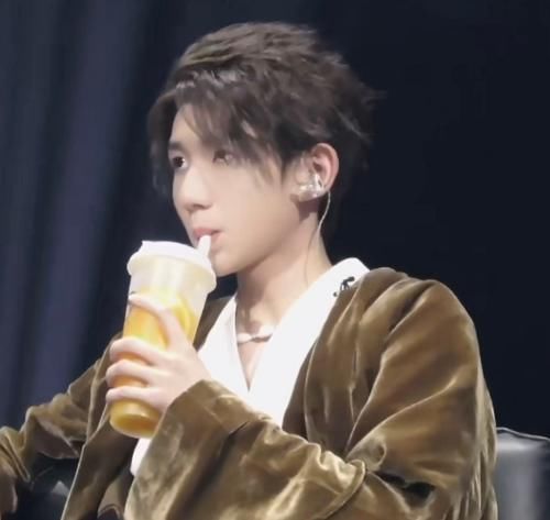 食谱|王源晒食谱，公开体重不过百的原因，看似剑走偏锋却从未吃胖过