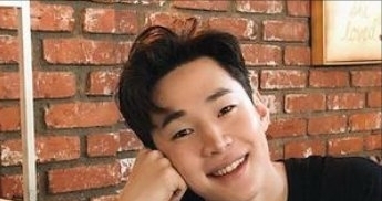 伯克利音乐学院|何炅黄磊把刘宪华踢出群，网友要求退出节目的他现在过得怎么样？