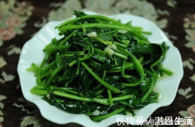 蒜蓉菠菜|天冷就爱吃此菜,常吃腰围变细了,体重降到两位数,孩子最爱吃