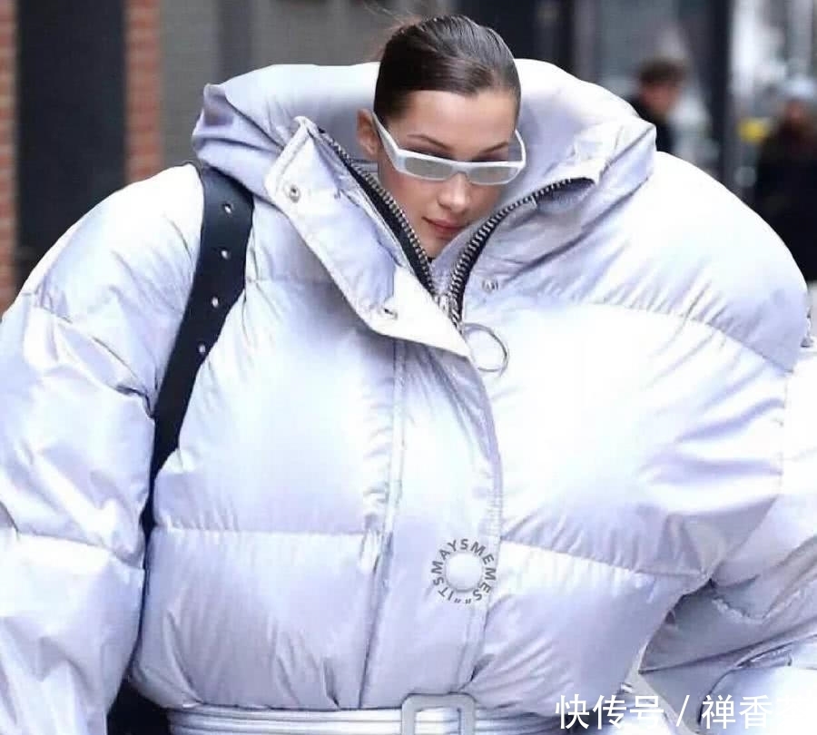 时尚|UGG上新“帐篷”羽绒服,设计师请开始表演,原谅我不懂时尚!