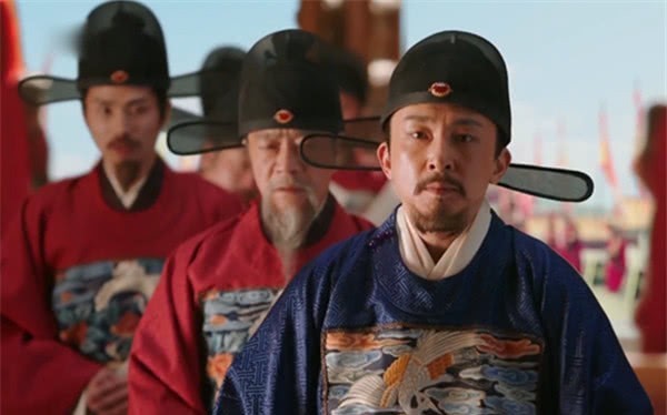 有何|明朝官员犯了罪，百姓有何检举途径？其中一种是引起锦衣卫的注意