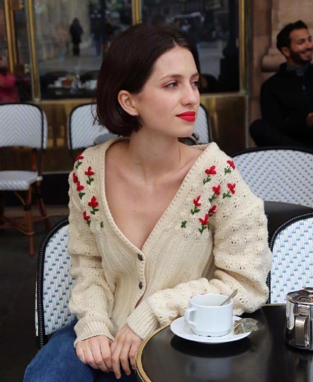 针织|法国女人都爱的“针织衫”,究竟有哪些迷人之处专业穿搭教你穿