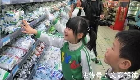 父母们|教育孩子,带孩子去一趟超市就可以了,建议父母们都看看
