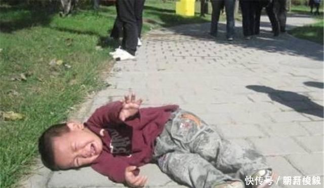 家长|这4类孩子看似聪明,长大后往往讨人嫌,很多家长却没有意识到