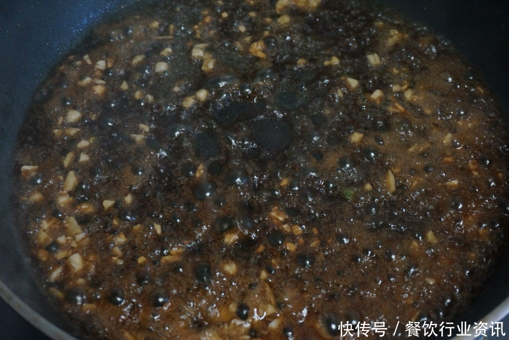 正宗|虎皮尖椒为什么做不好,第一步你就错了,我来教你正宗的做法!