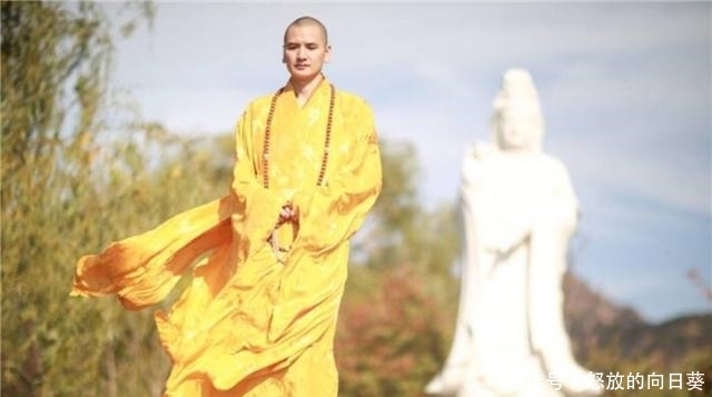 天生慈眉大耳,为佛法放弃铁饭碗,当代唐僧释明心为何遁入空门?